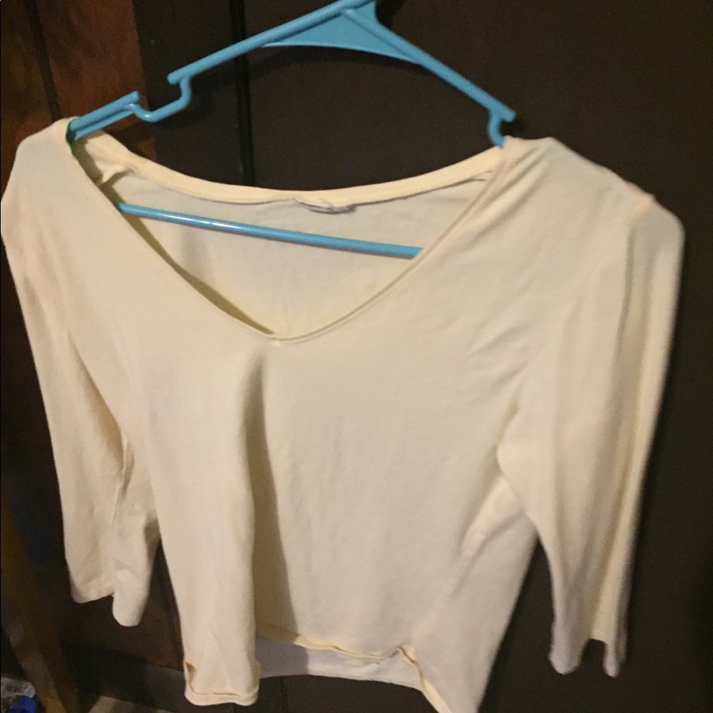 A yellow cream top